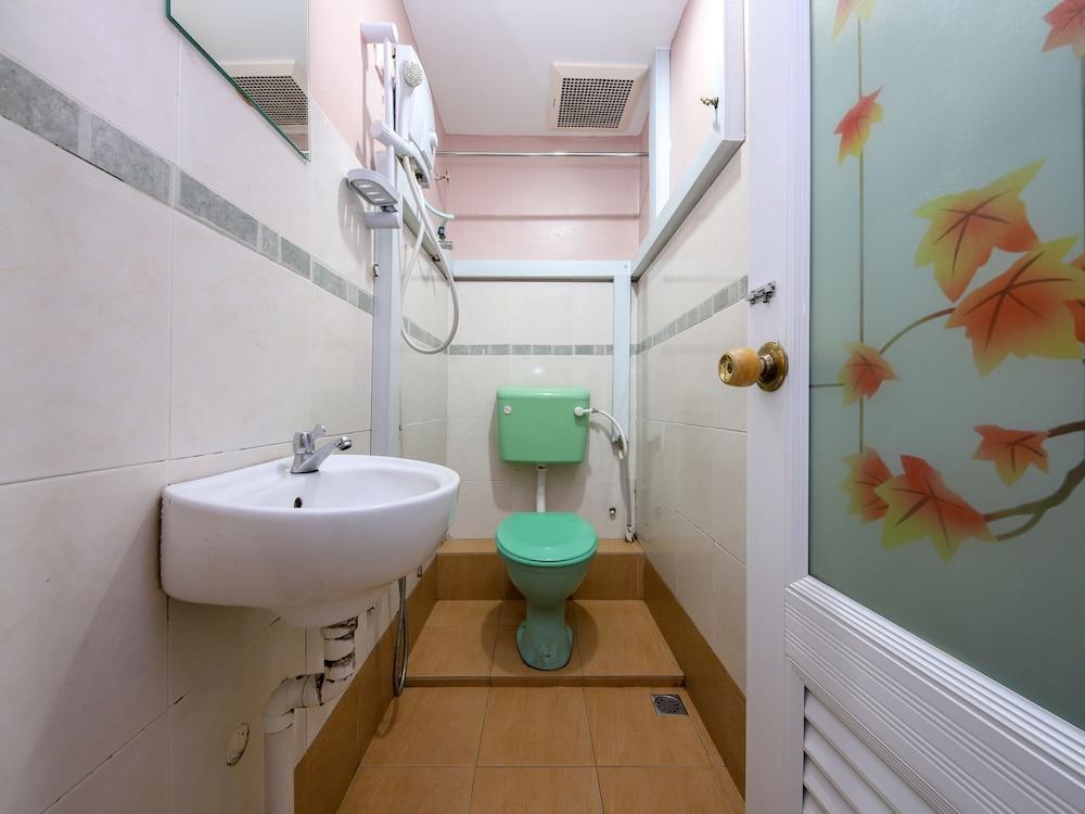 Rafik Ali Motel by OYO Rooms