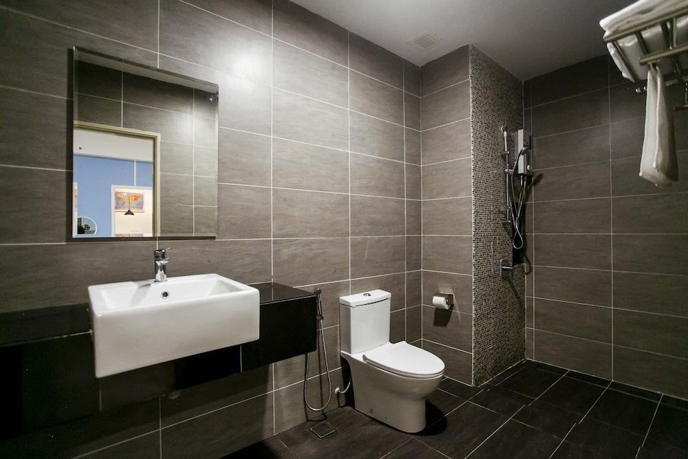 Aurora Pavilion Bukit Jalil by Ody Suites