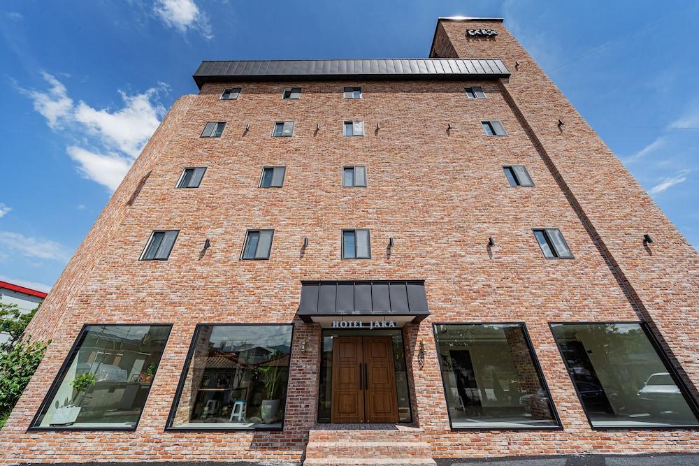 Hotel Jara