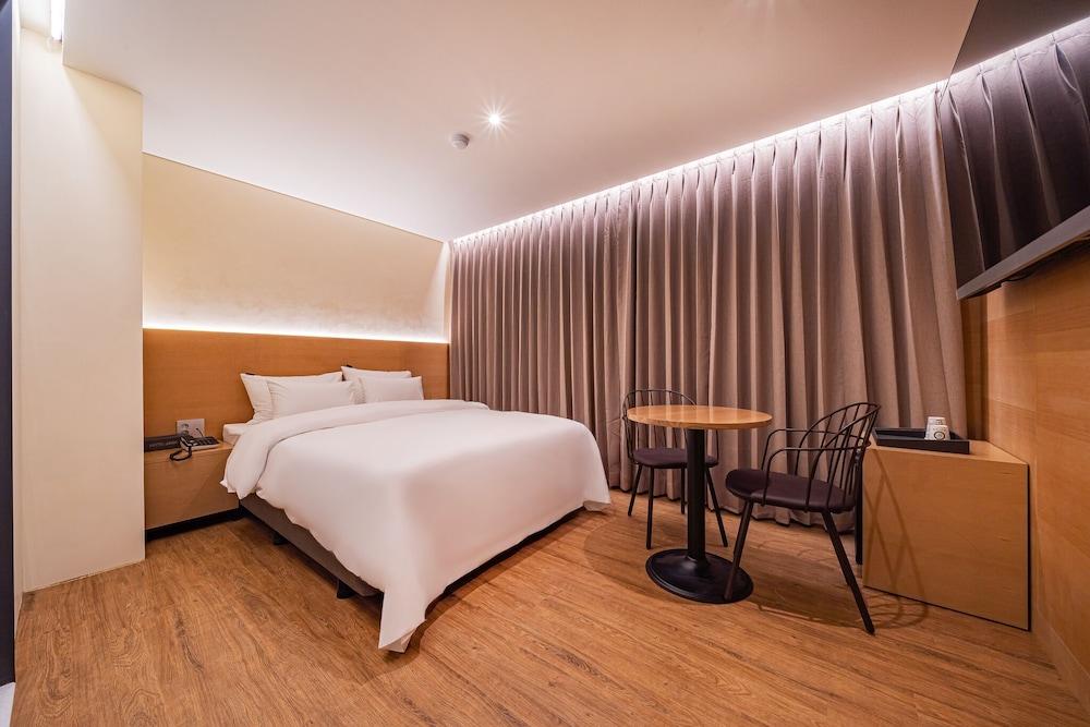 Hotel Jara