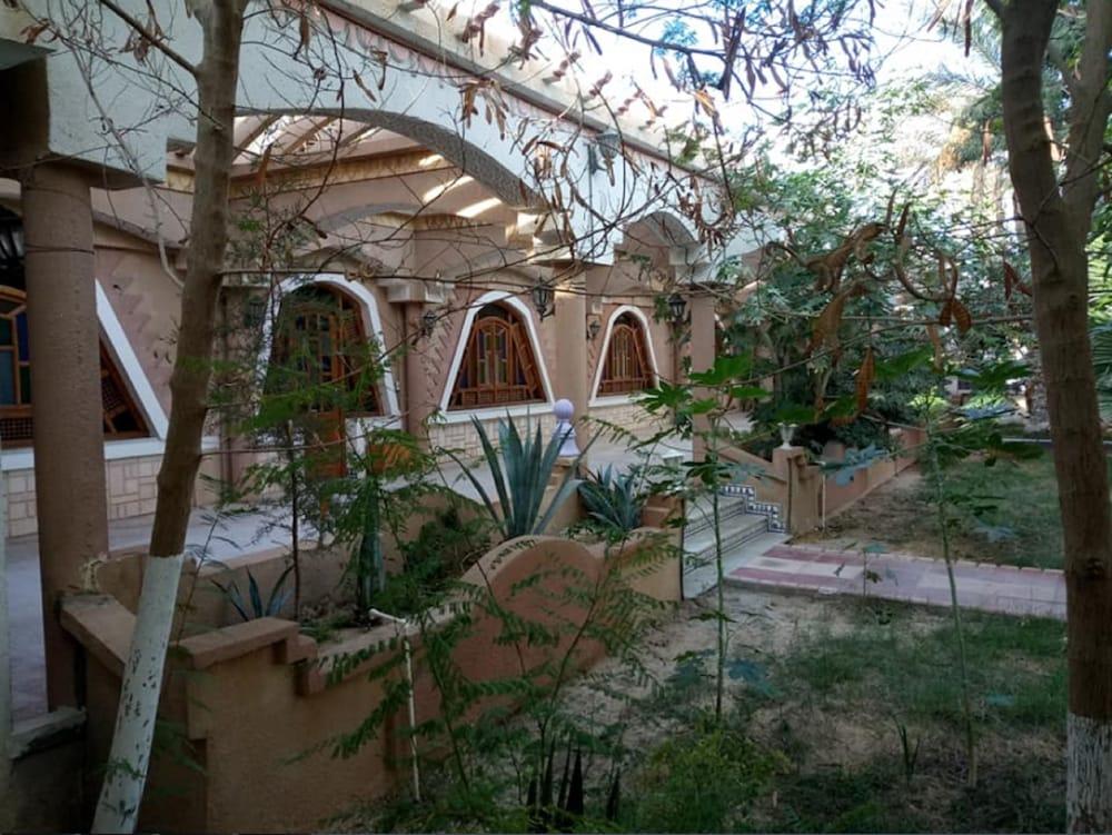 Hotel Souf