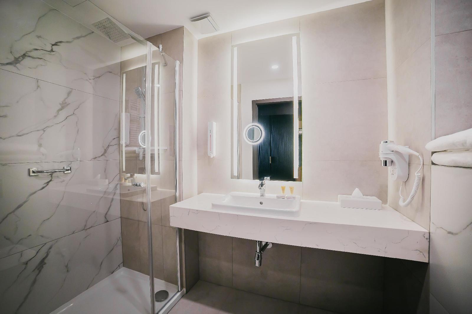 V Hotel Warsaw