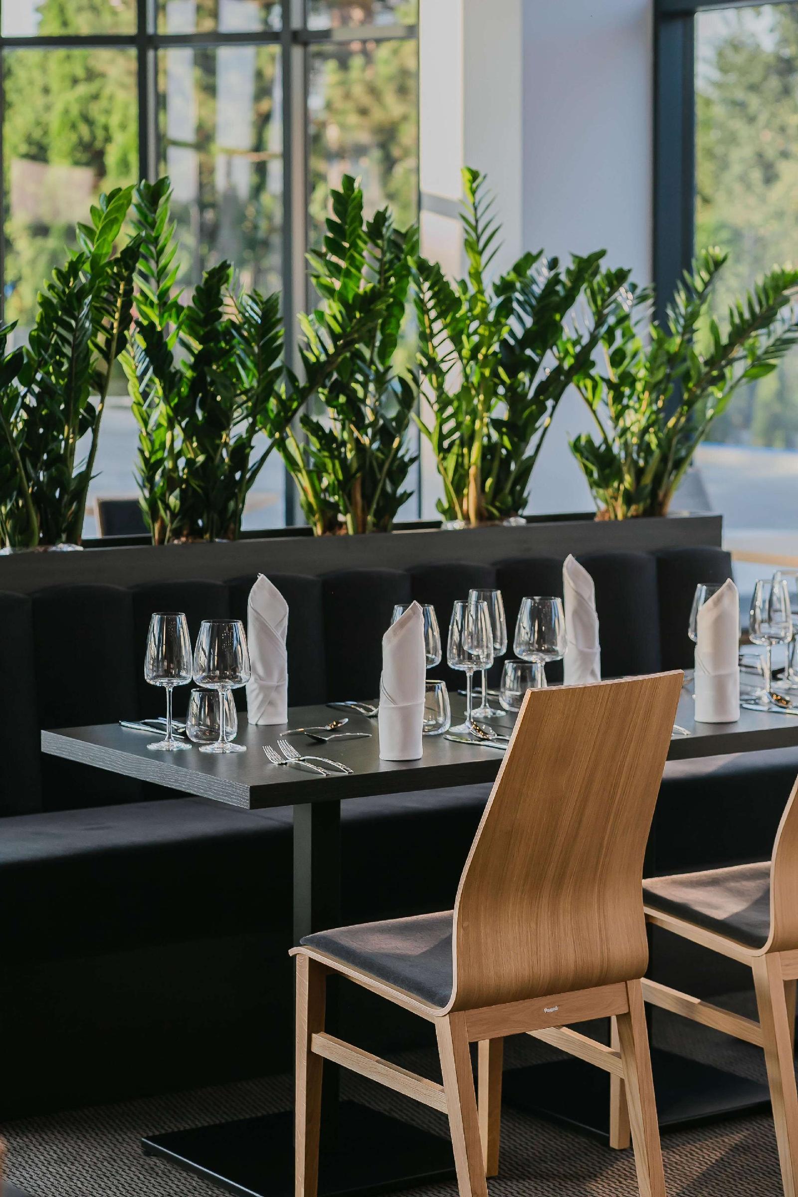 V Hotel Warsaw