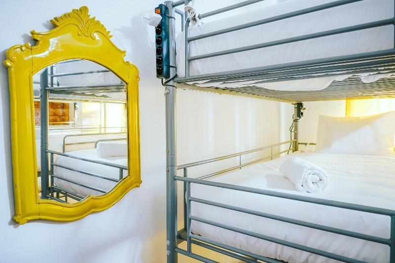 Help Yourself Hostels Restelo