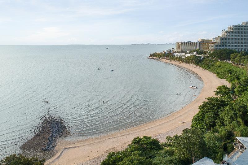 Cross Pattaya Pratamnak