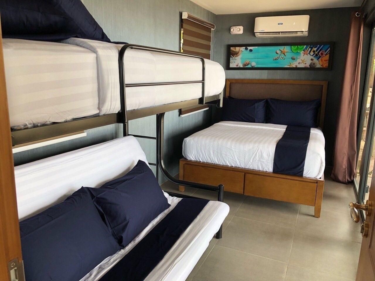 Crusoe Cabins