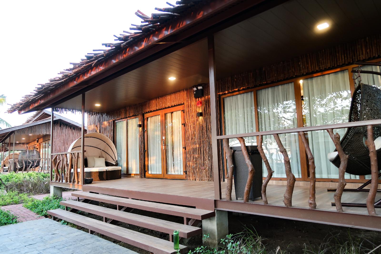 Crusoe Cabins
