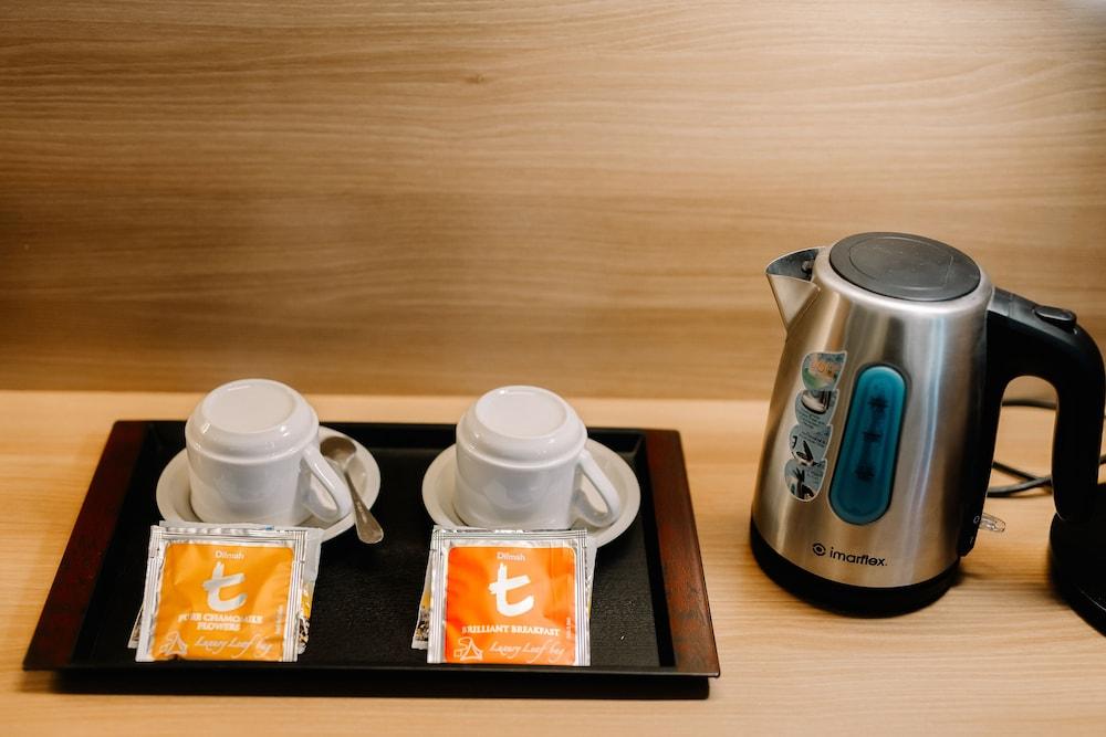 L Meridian Suites