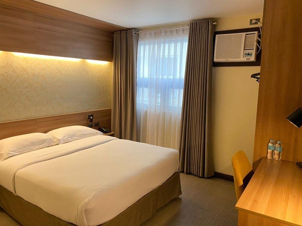 L Meridian Suites