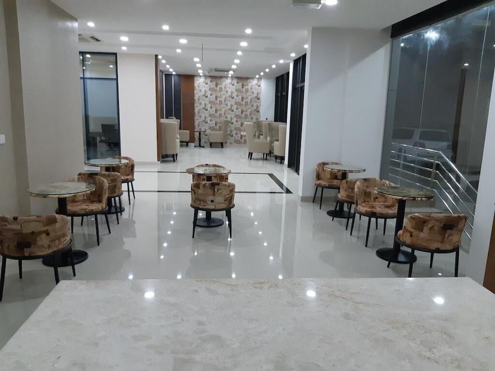 Mazaya Salalah Hotel
