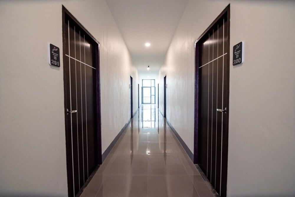Maneetham Residence