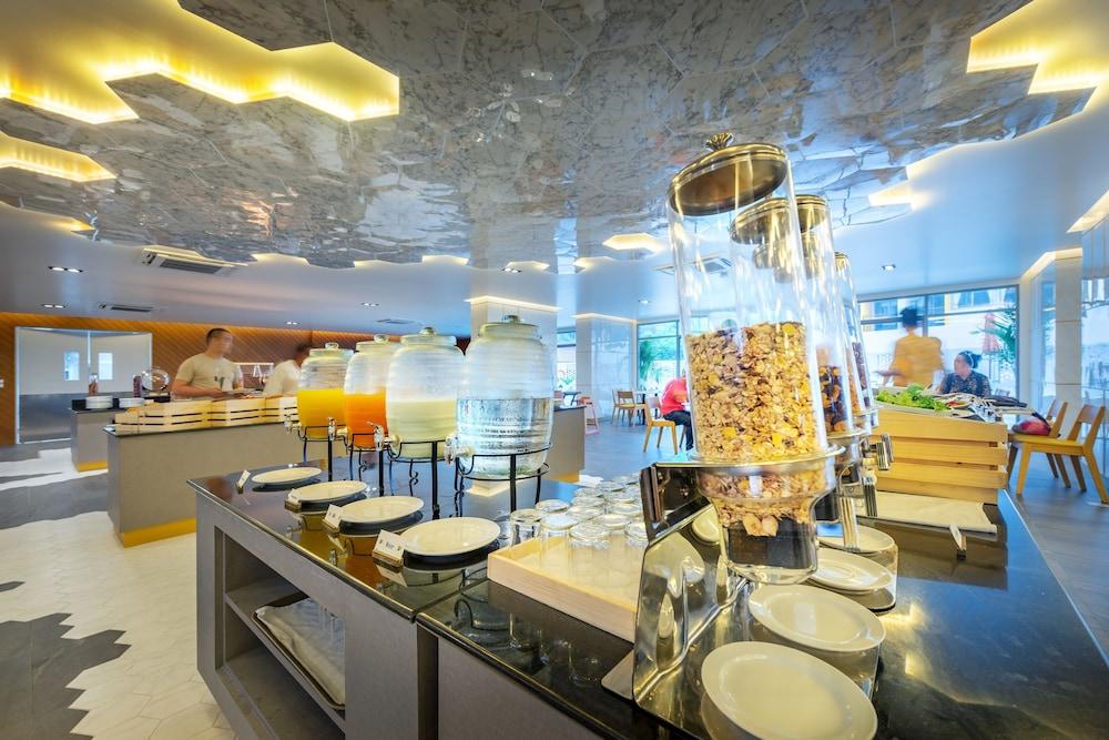Beehive Boutique Hotel