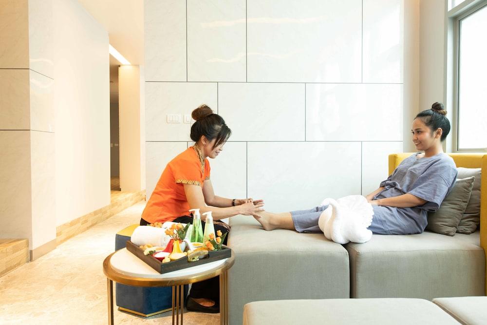 Beehive Boutique Hotel