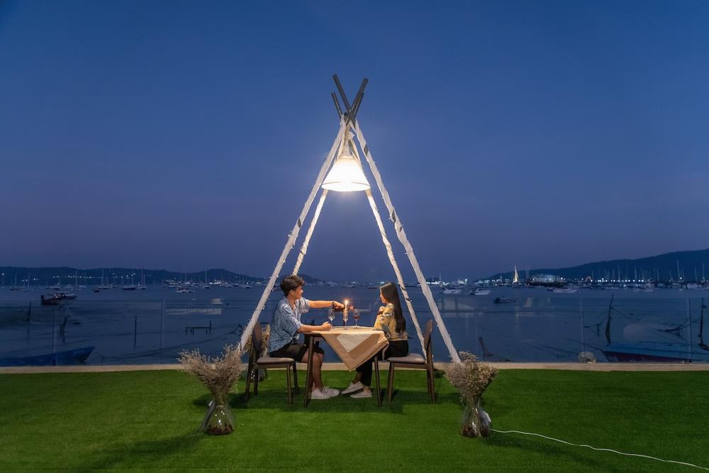 Arch39 Phuket Beach Front