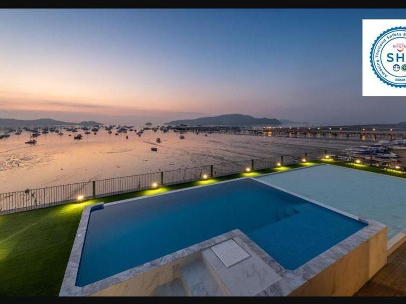 Arch39 Phuket Beach Front
