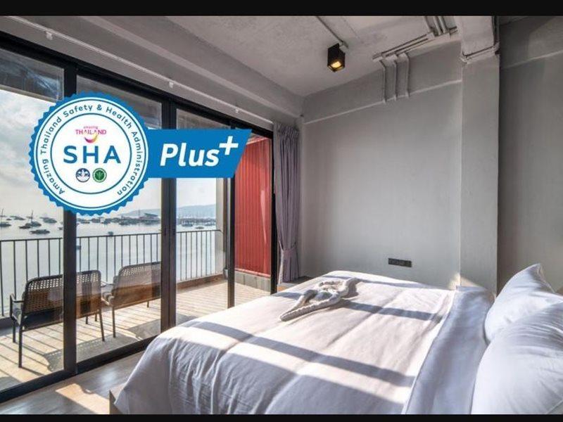 Arch39 Phuket Beach Front