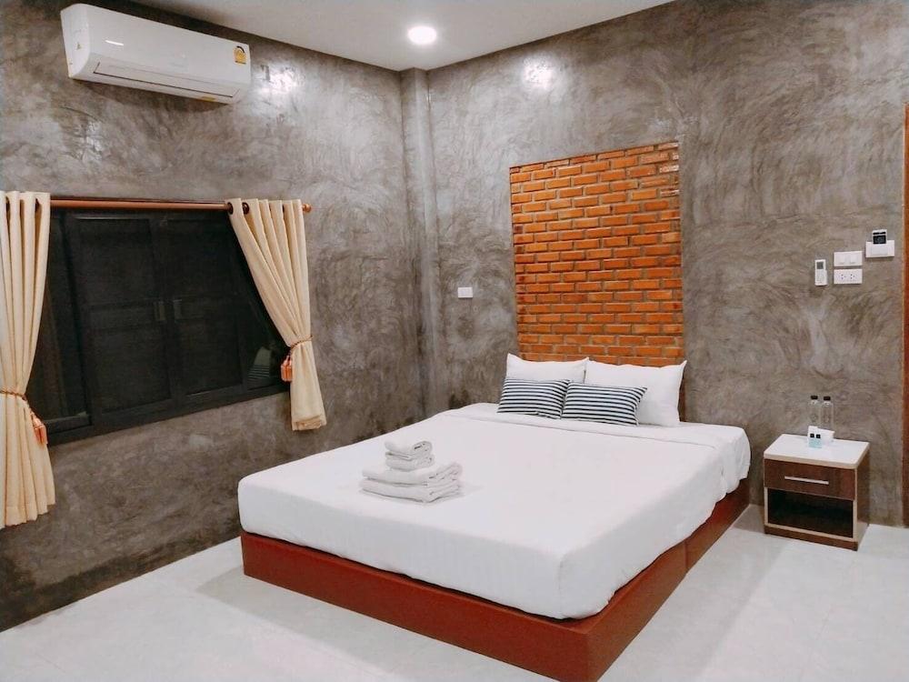 B Tel Chomthong Resort Chiang Mai