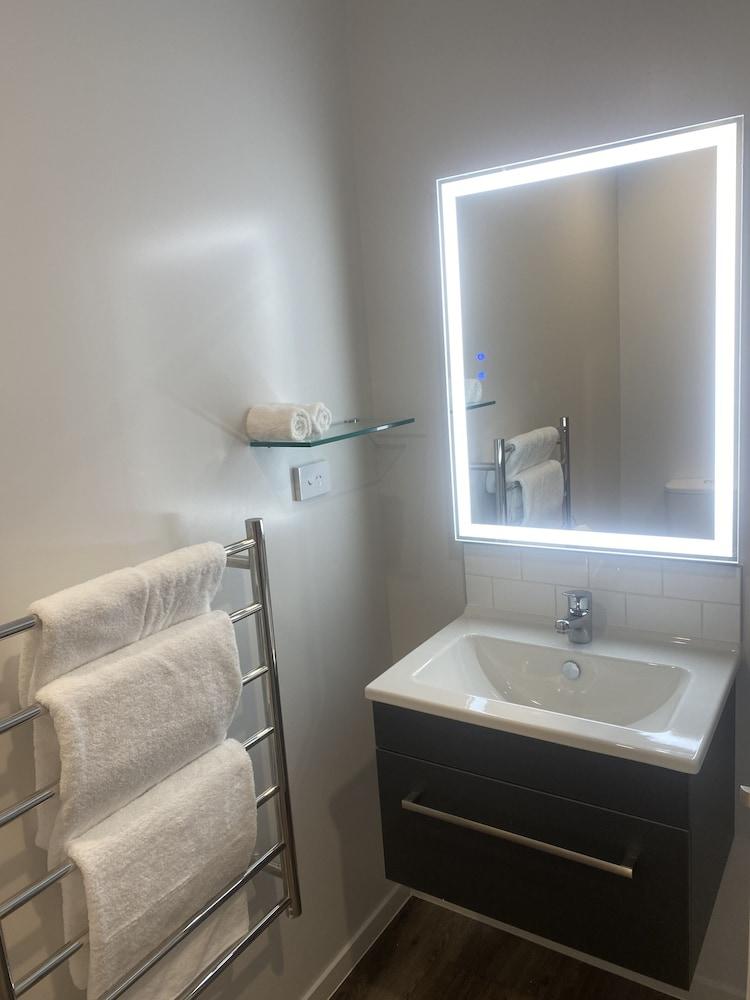 Ramada by Wyndham Wellington Taranaki Street