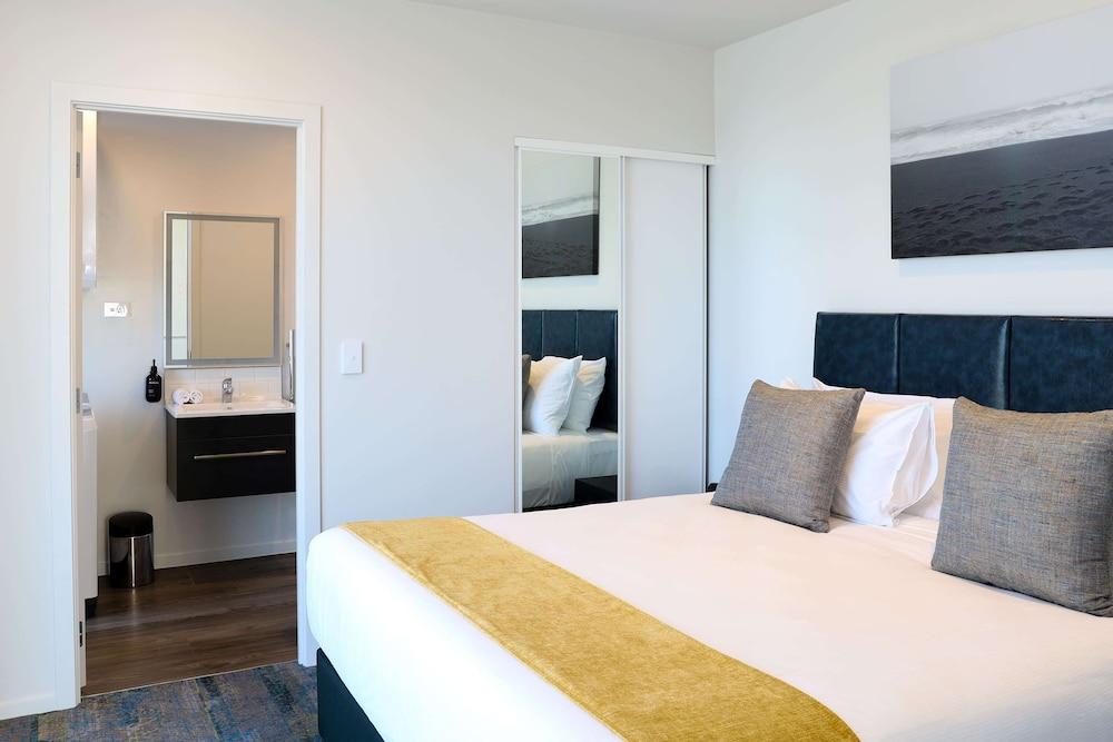 Ramada by Wyndham Wellington Taranaki Street