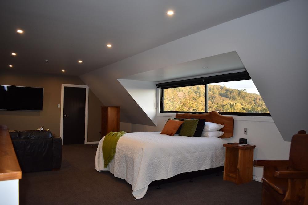 Atea Lodge