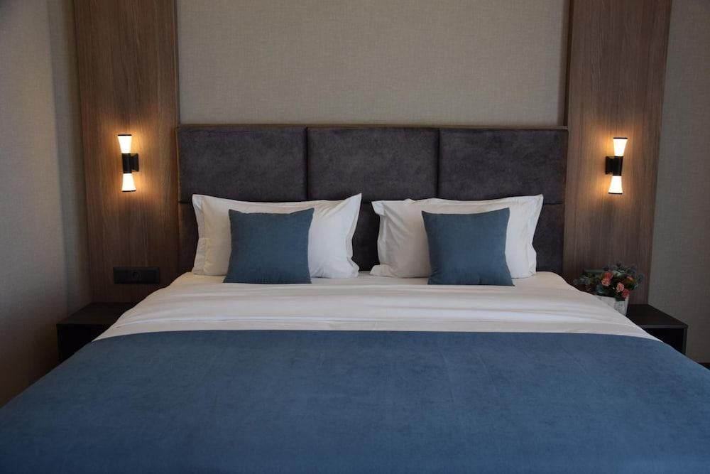 Sara Boutique Hotel