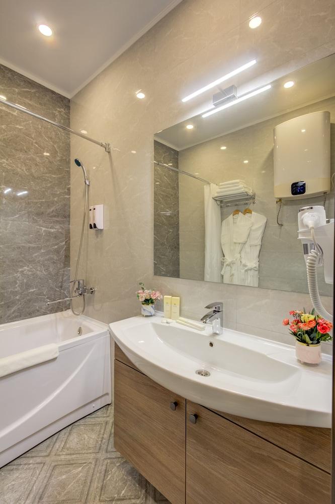 Sara Boutique Hotel