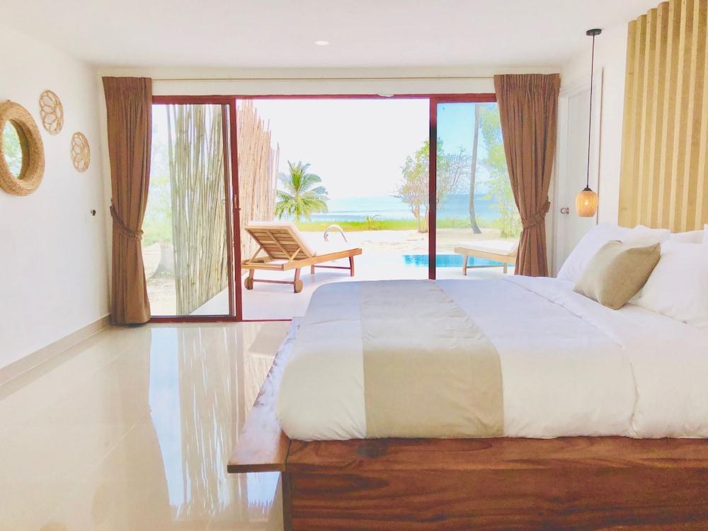 Anaya Koh Rong