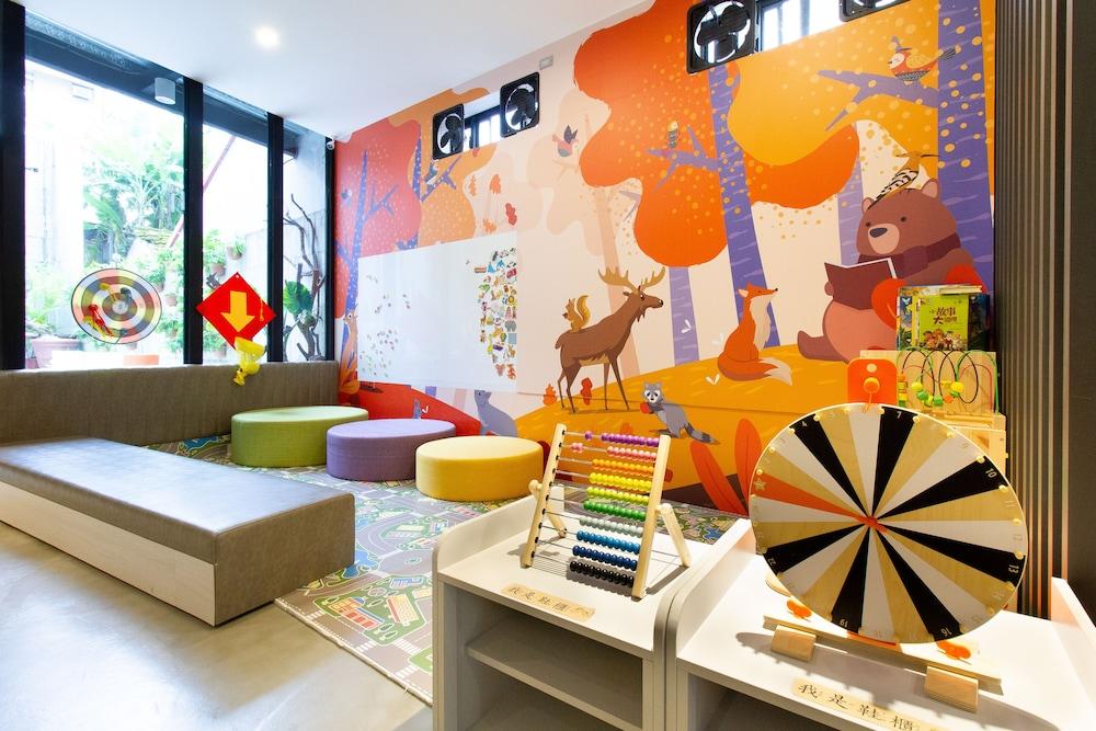 Yz Spa House