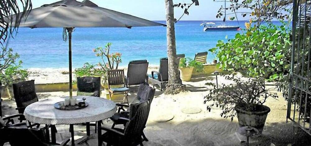 Villa Seascape