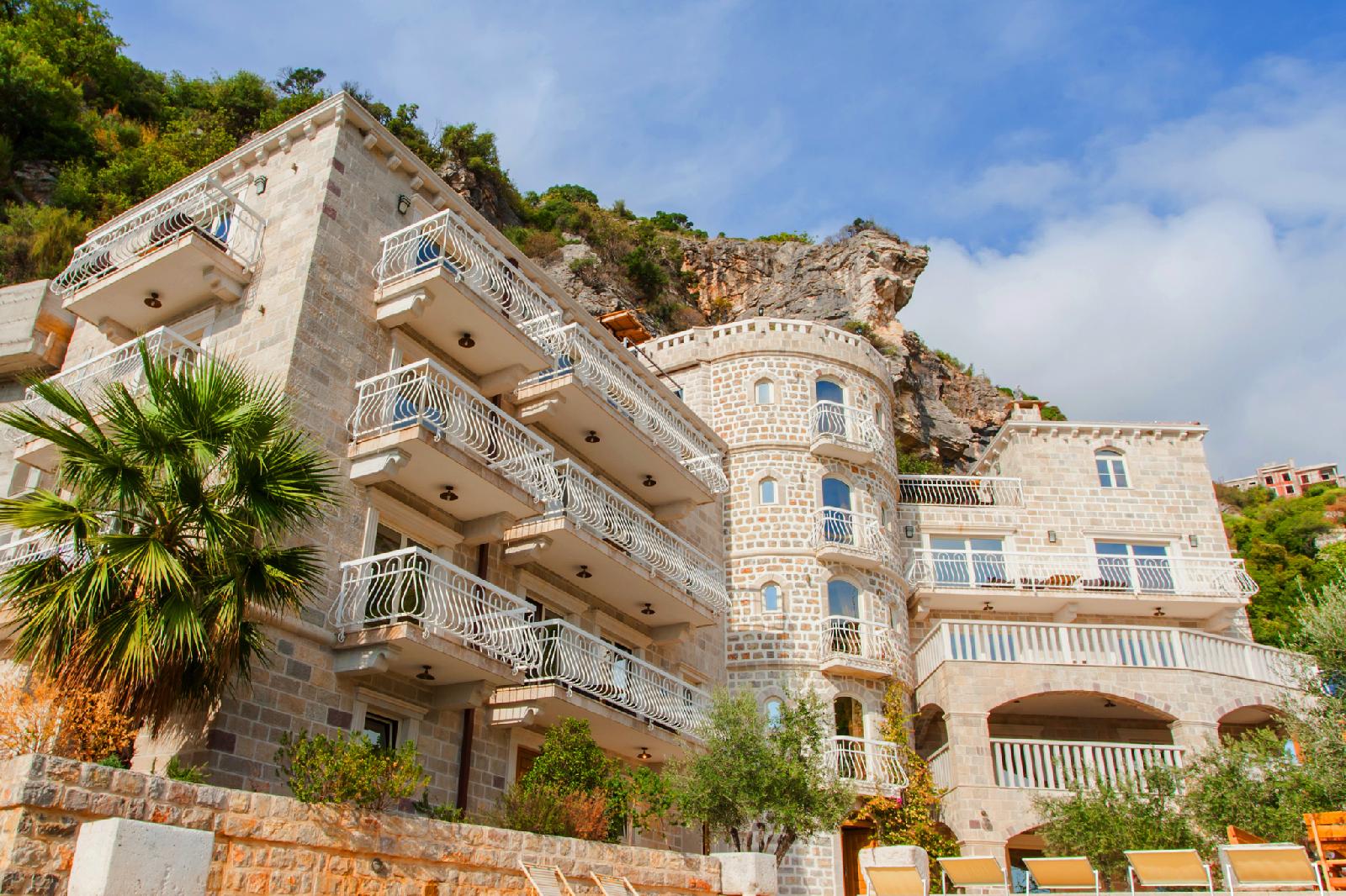 Pietra Mare Apartments