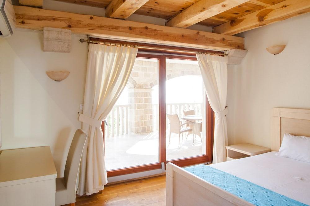 Pietra Mare Apartments