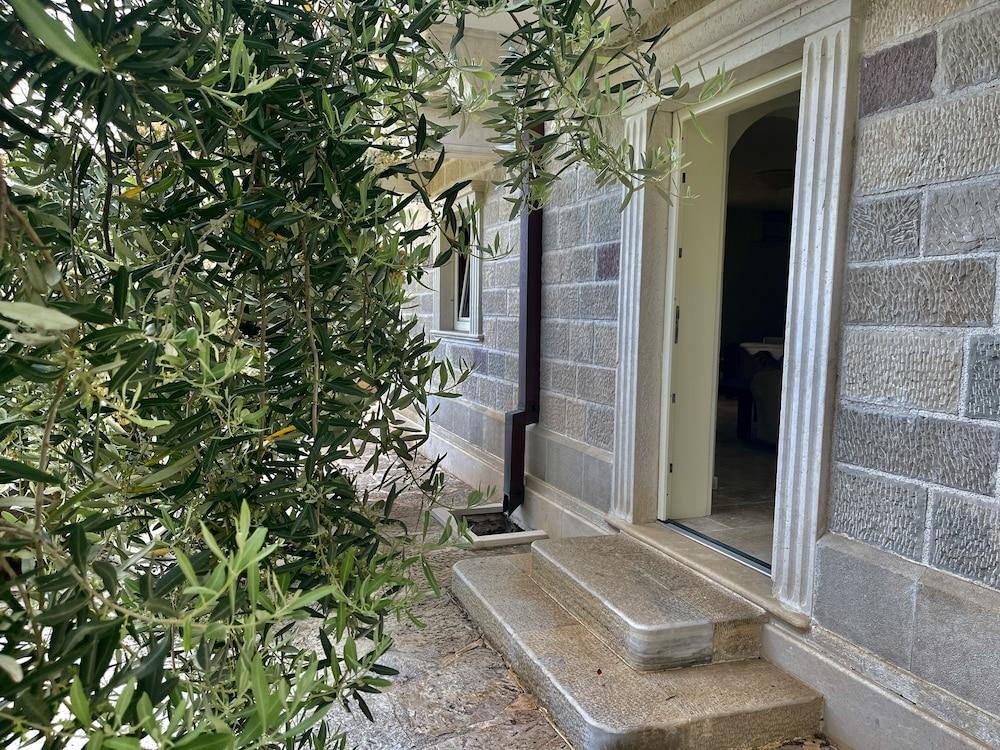 Pietra Mare Apartments