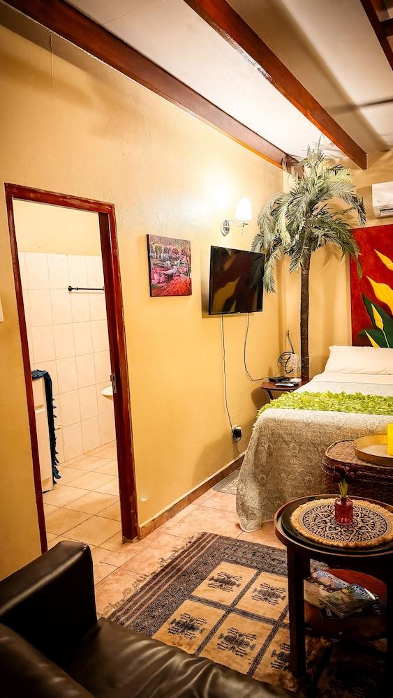 House Of Mosaic Villa Aruba