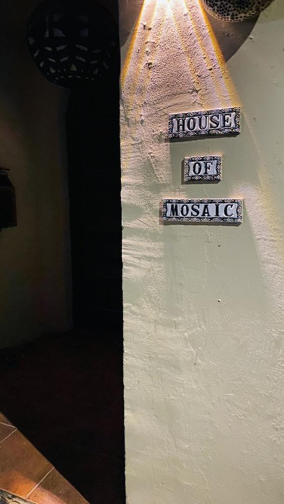 House Of Mosaic Villa Aruba