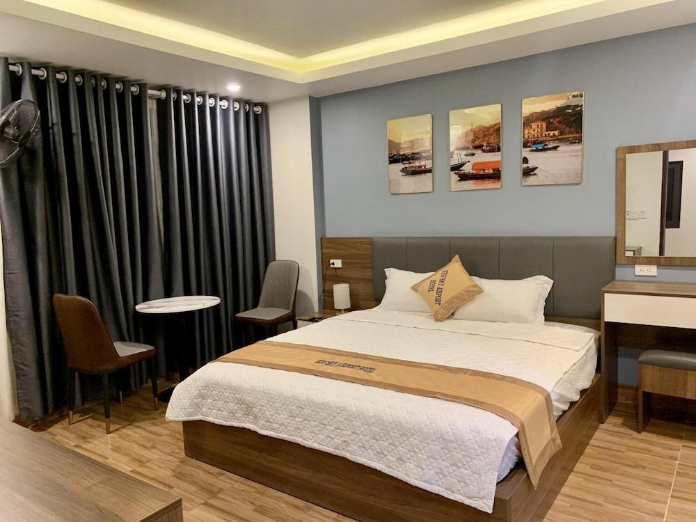 New Sky Airport Hotel