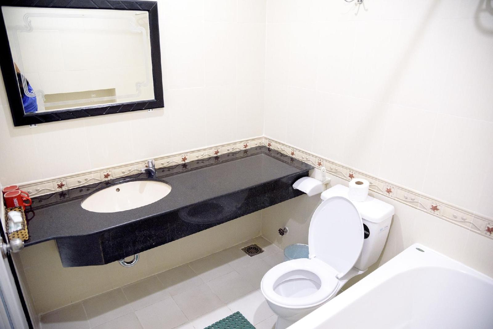 Ha Trinh Hotel