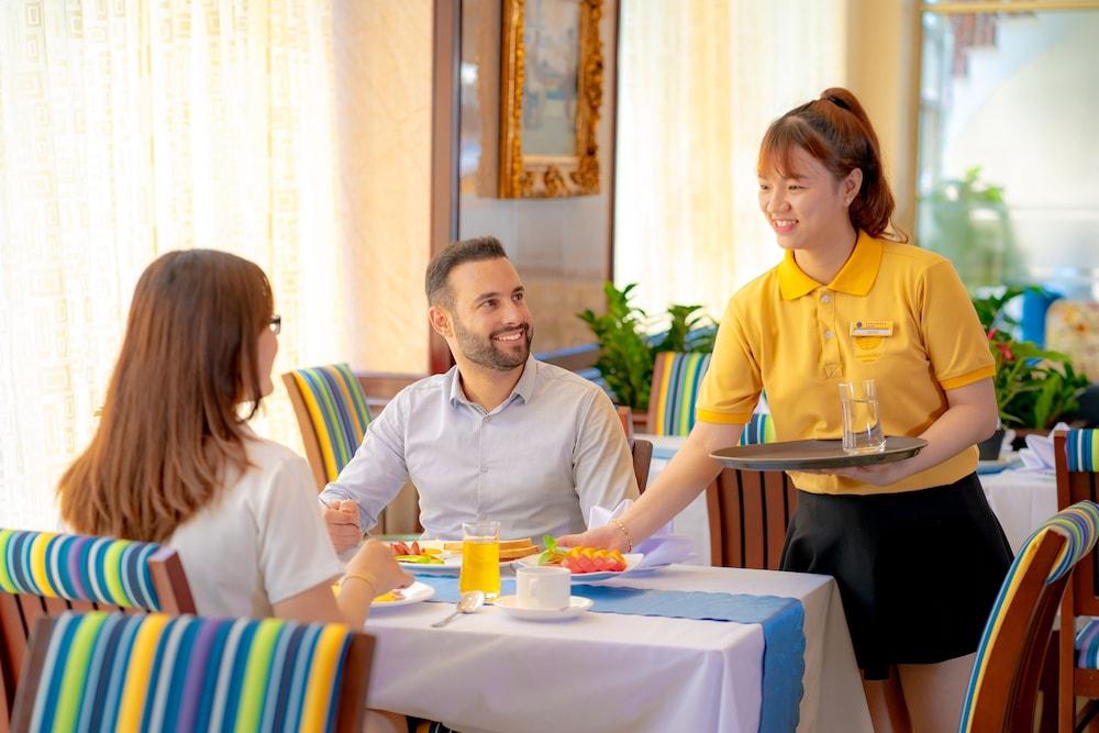 Sun And Sea Leisure Hotel