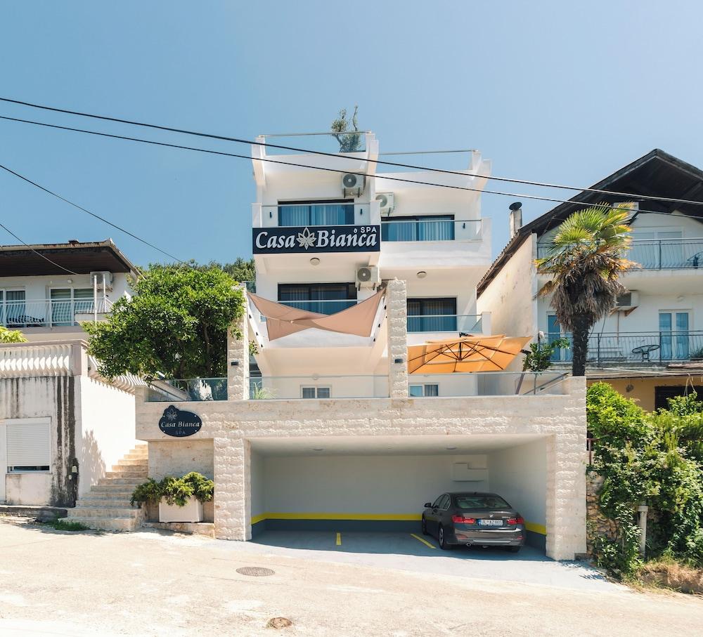 Casa Bianca