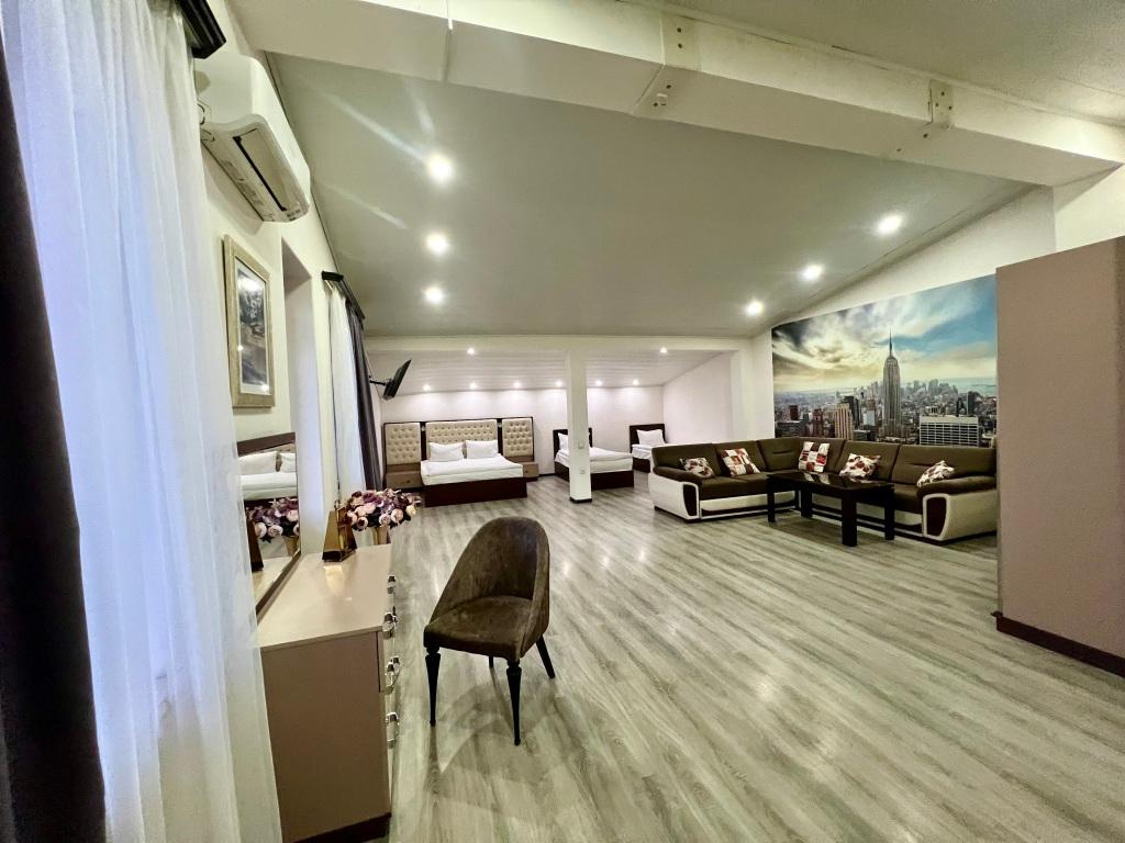 Castle Family Hotel