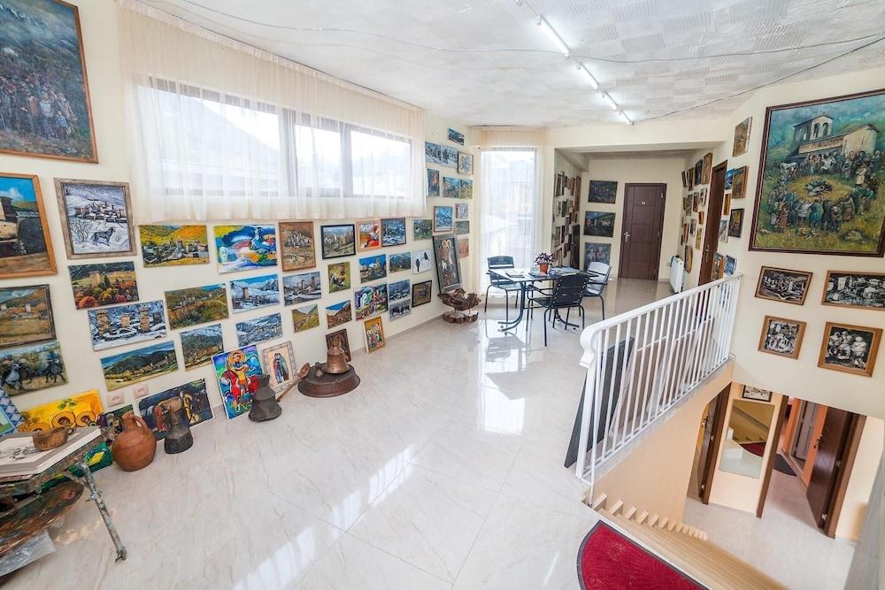 Guest House Gallery