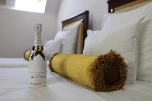 Integra Hotel