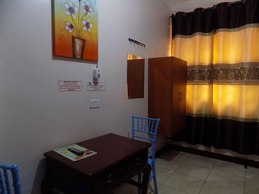 Sky Light Hotel