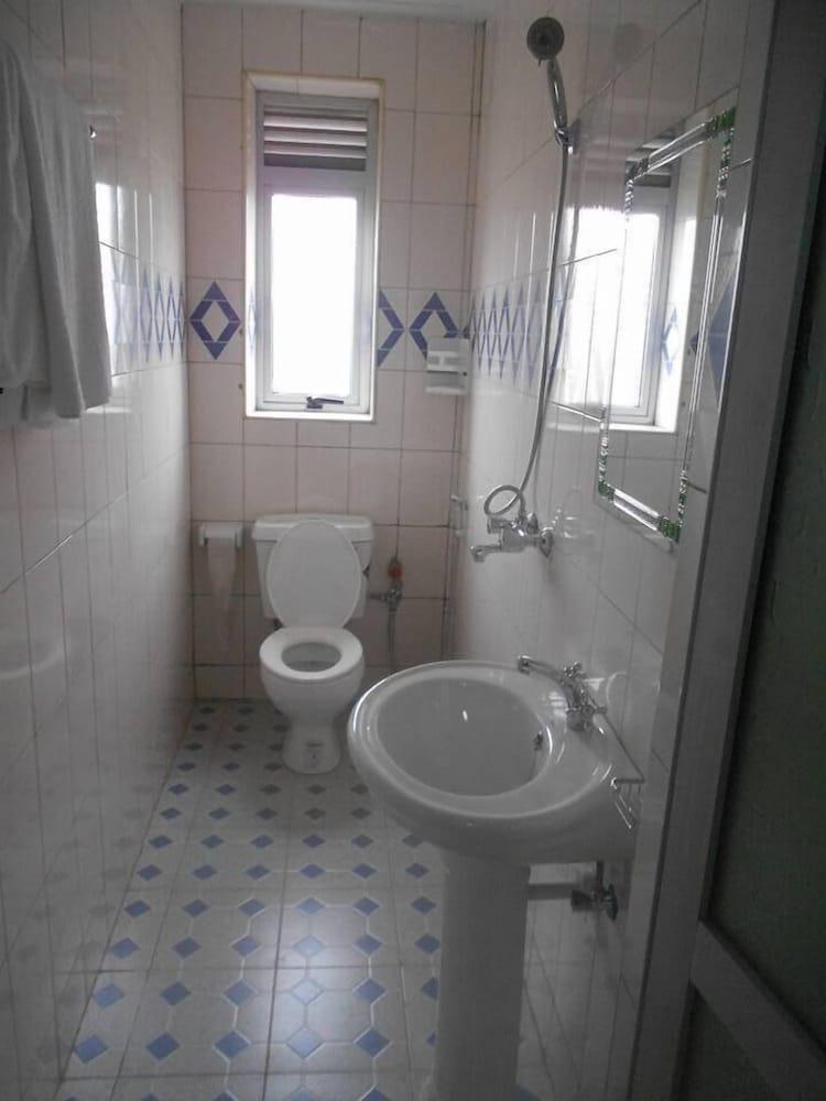 Kadz Hotel