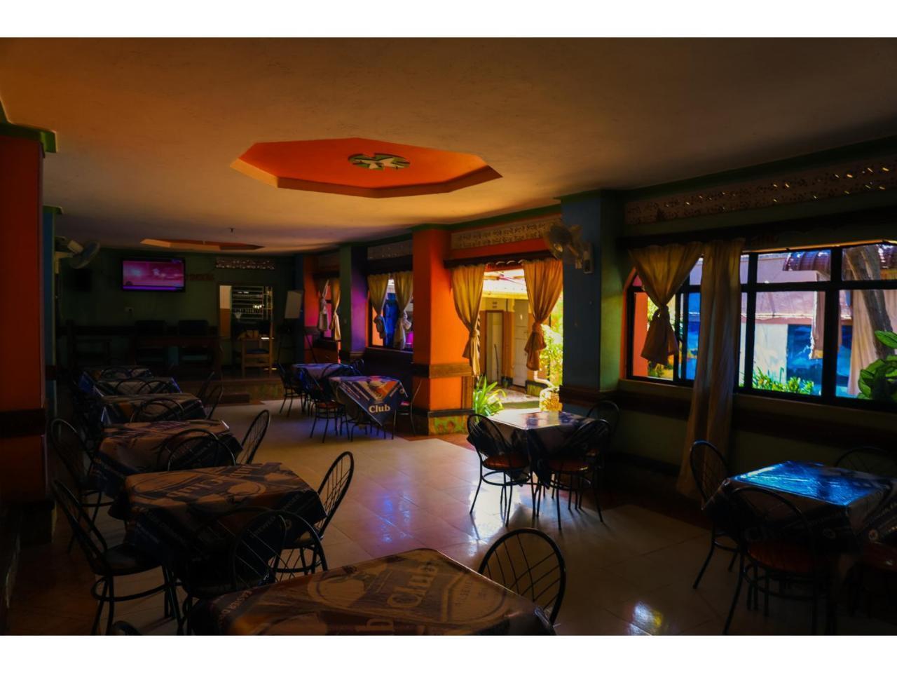 Merona Hotel