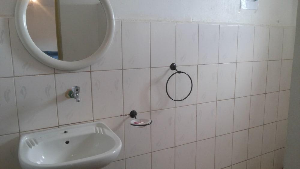 Gulu Crystal Hotel