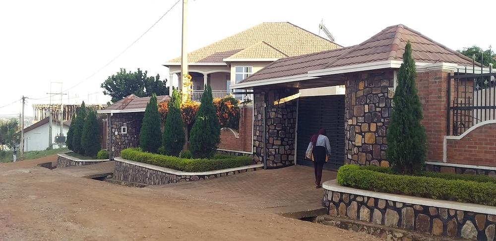 Inganzi Apartments