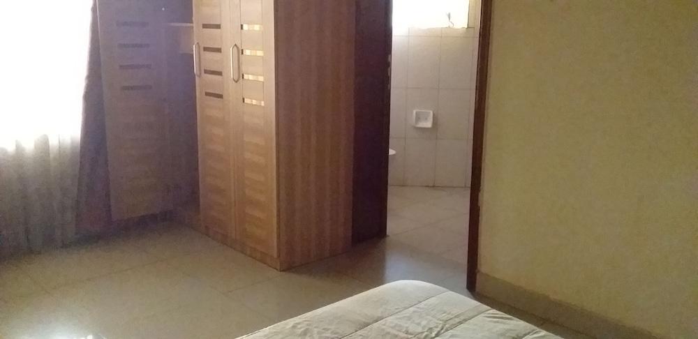 Inganzi Apartments