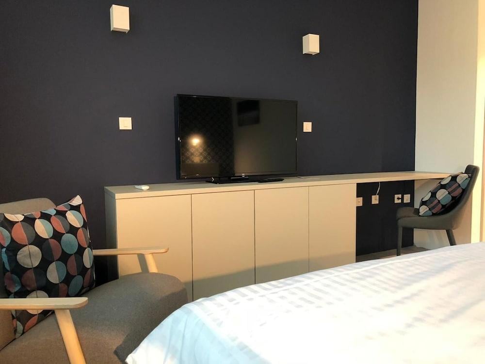 Hotel Cubis