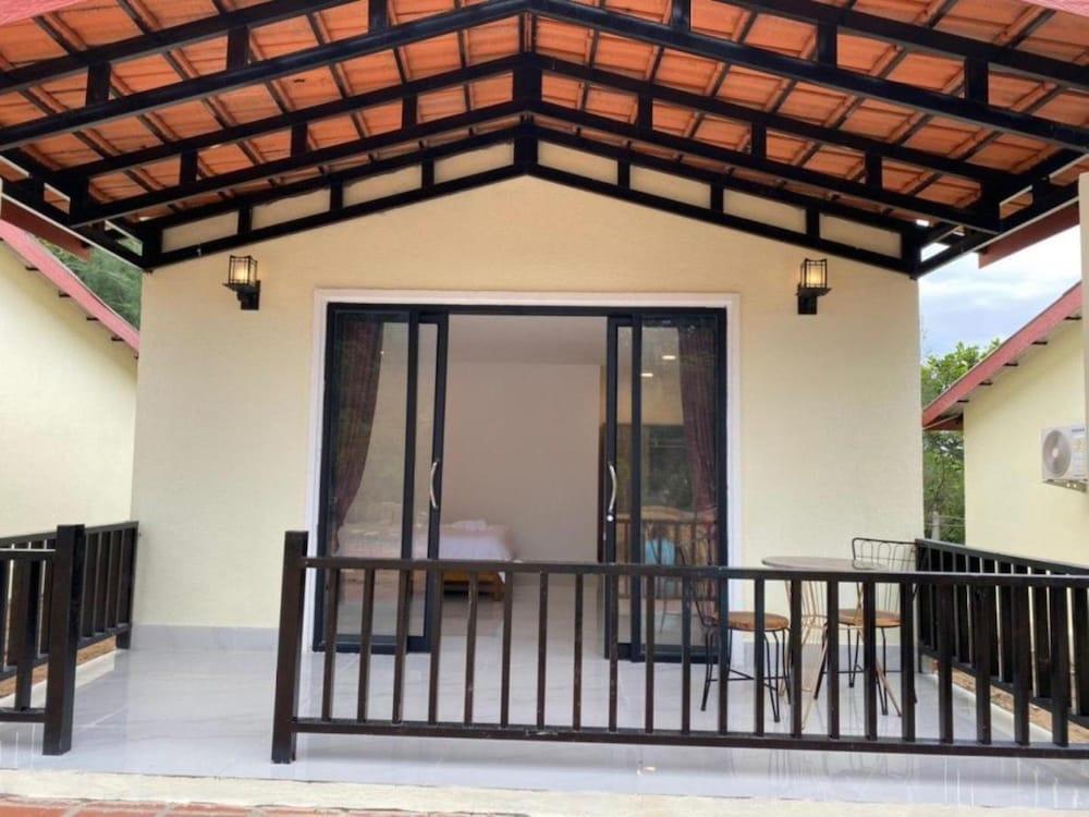 Prek Kdat Resort