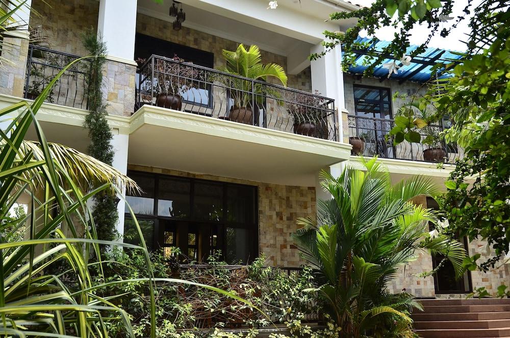 Kizungu Inn